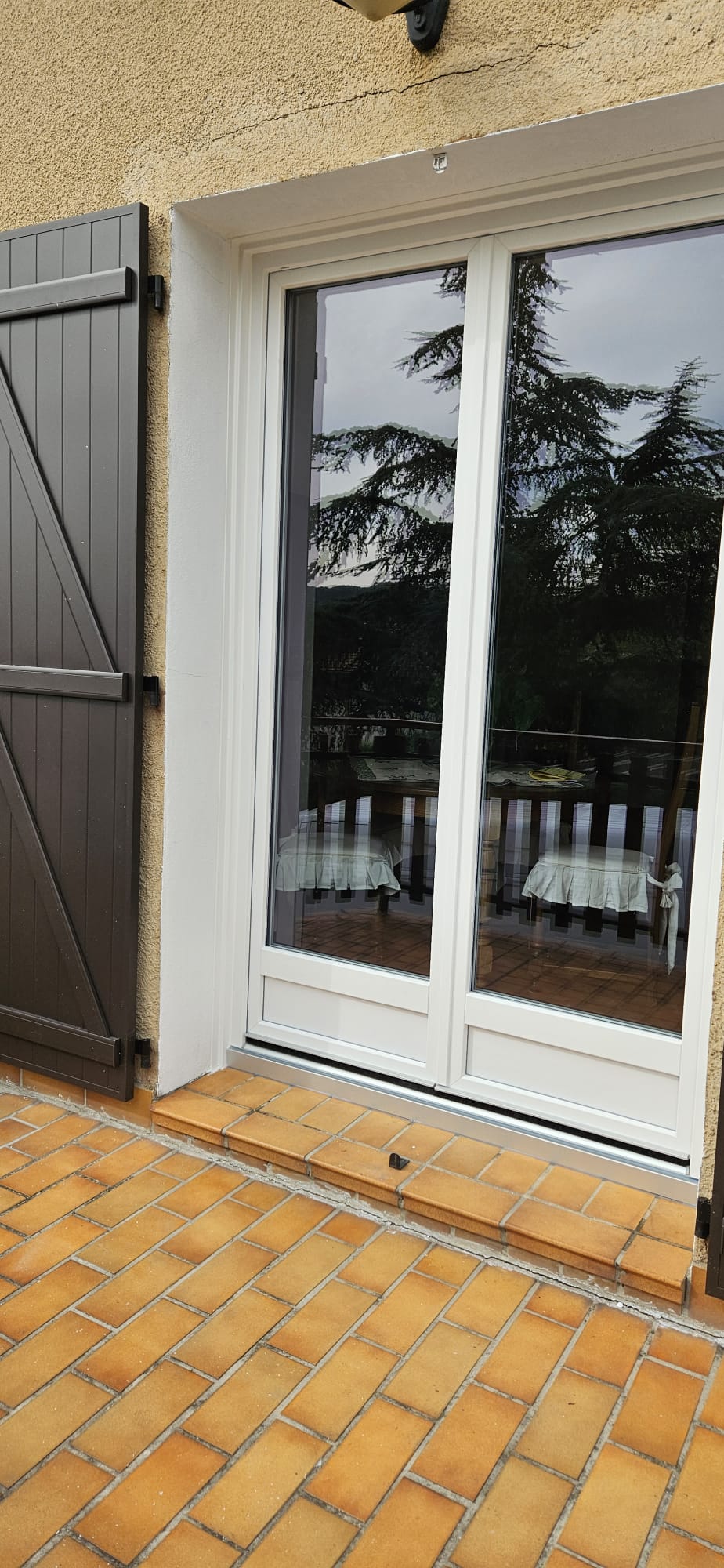 Porte-fenêtre rénovation aluminium — Bourgoin-Jallieu (38)