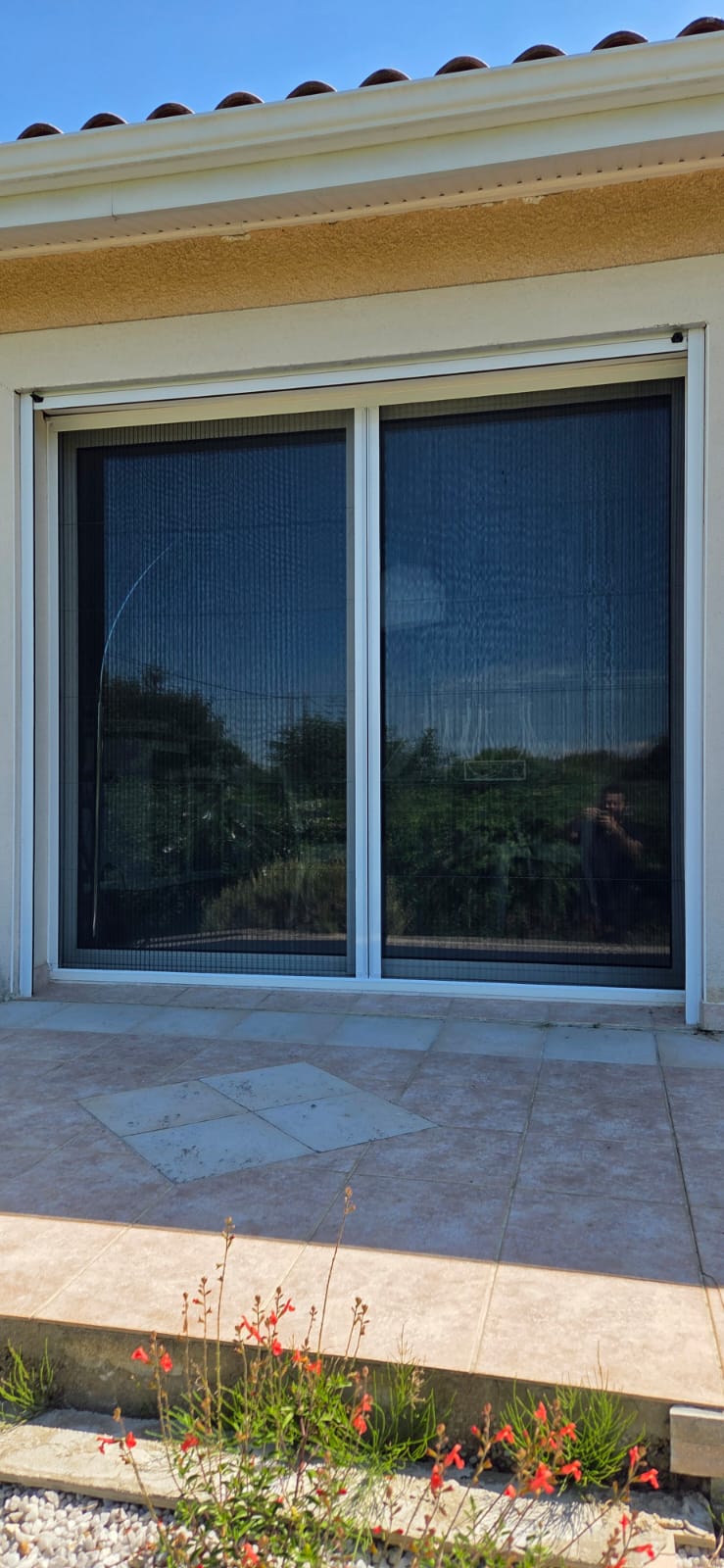 Pose moustiquaire Beauvoir — installation par SPMC Menuiserie